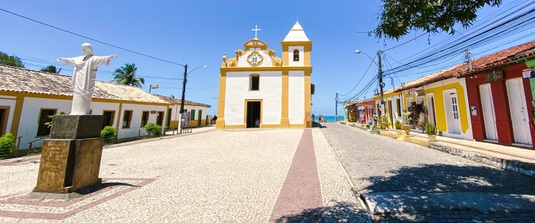 inicio2-arraial-dajuda-igreja-nossa-senhora-dajuda-bg-visitearraialdajuda